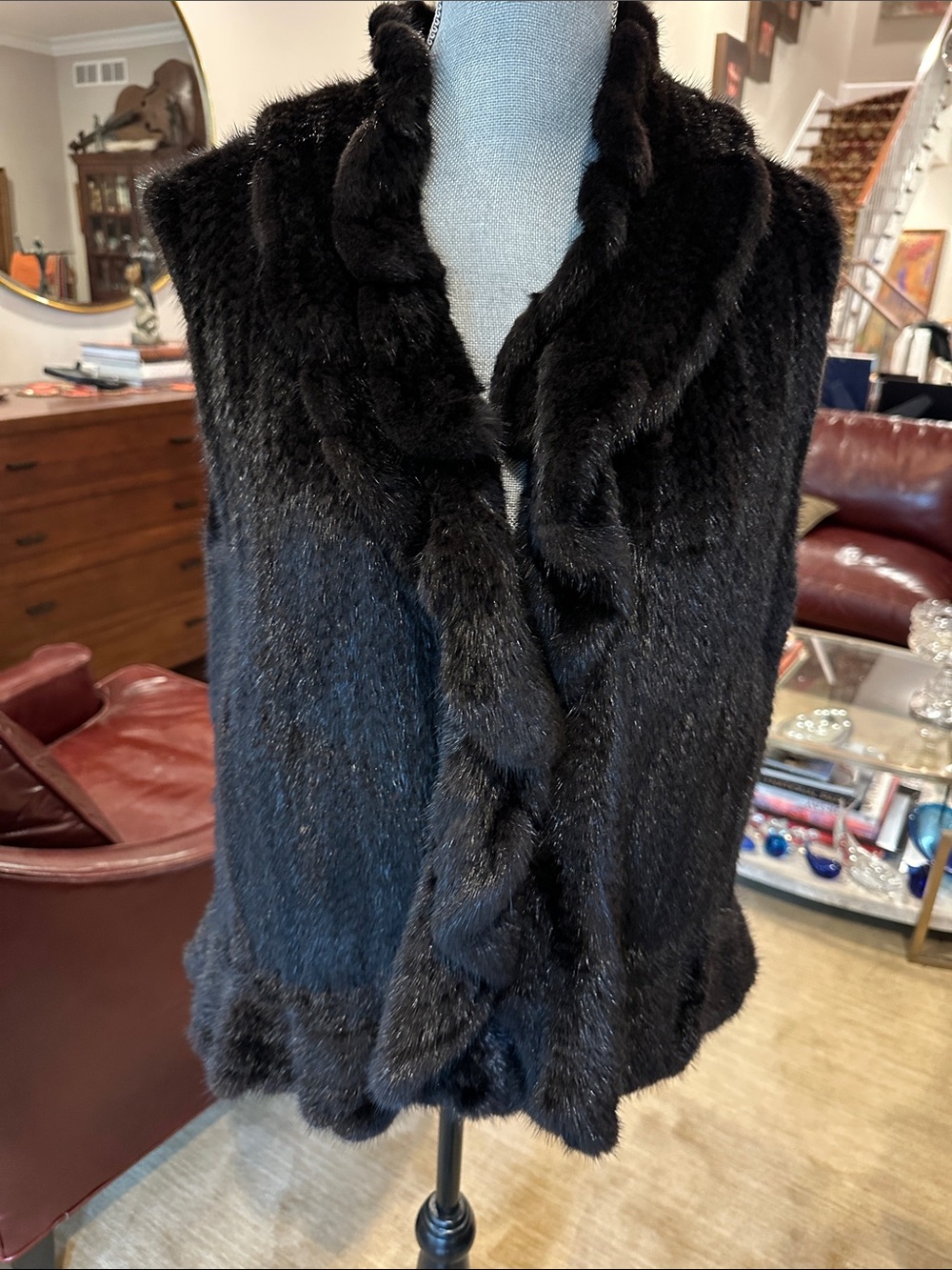 Neiman Marcus Select Royal Grade Black Mink Fur Vest Shawl Collar Ruffle Hem Lux